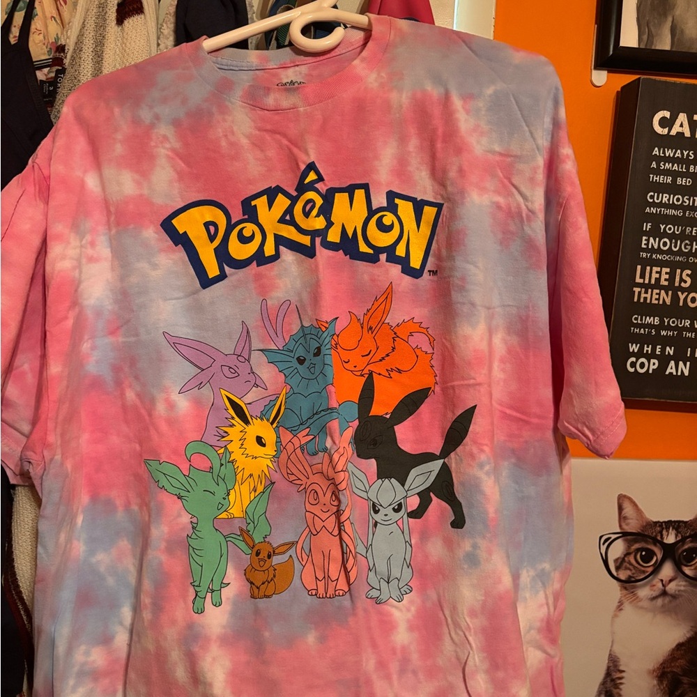 XL Eveelutions Shirt